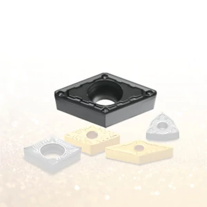 DCMT 070202 MP CN2500 esztergalapka